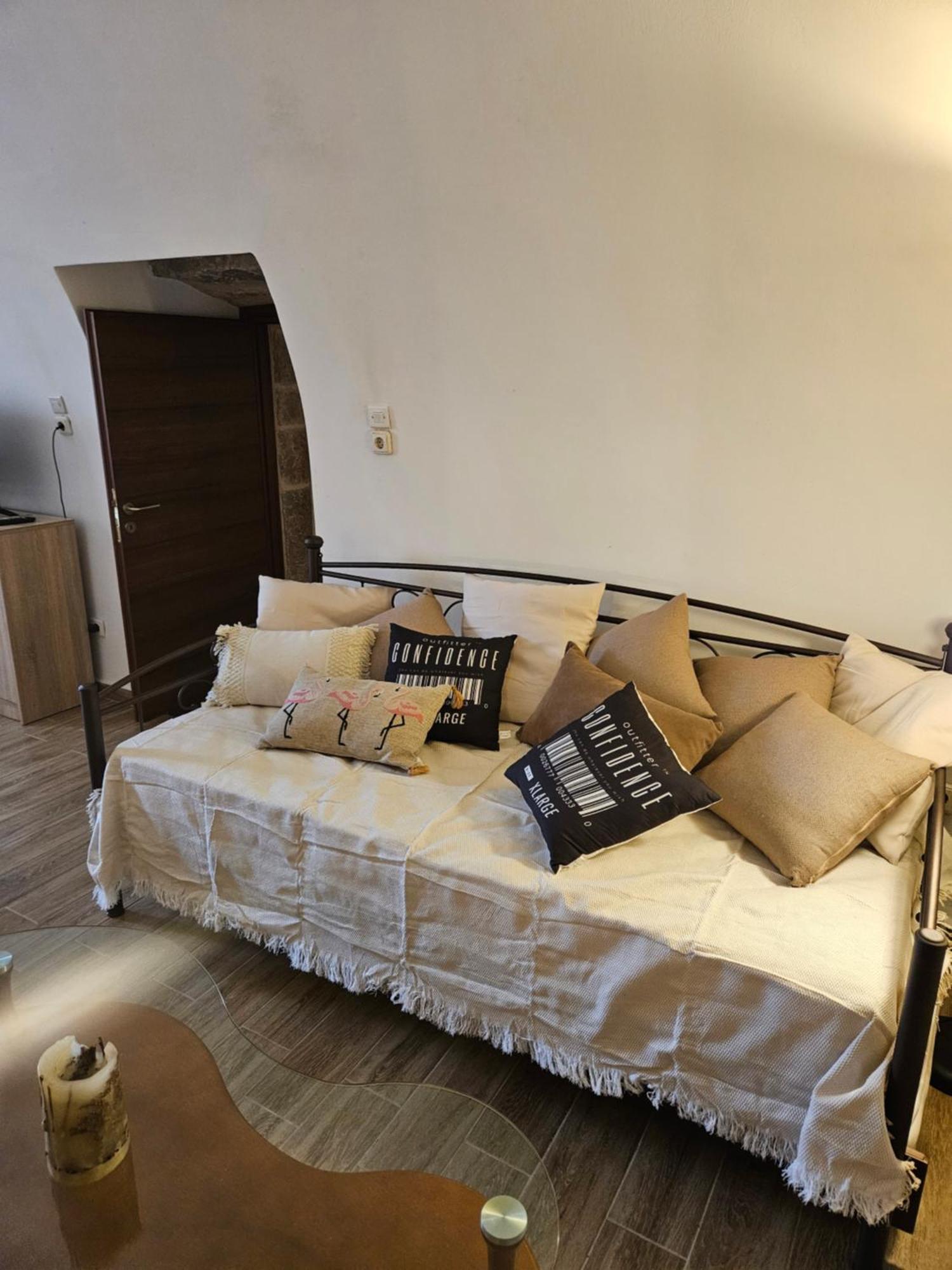 Appartamento Kamares Stone House 1 Álika Esterno foto