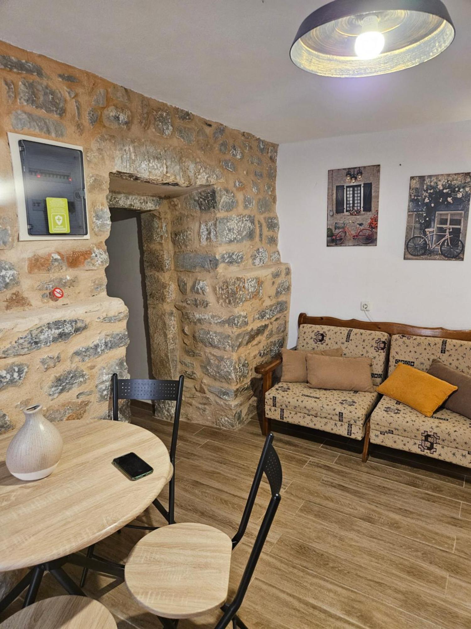 Appartamento Kamares Stone House 1 Álika Esterno foto